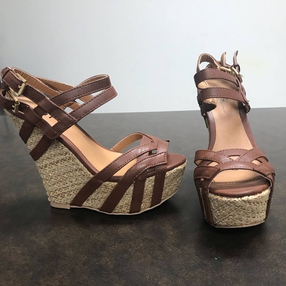 Shi by Journey Cognac Natural Wedges - Size: 6